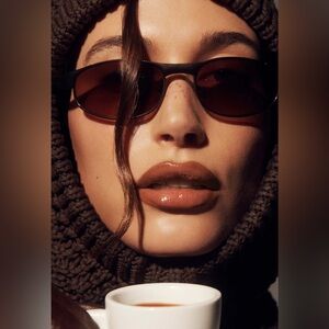 Limited Edition. Rhode Glaze peptide lip tint Espresso - Brand New in Box